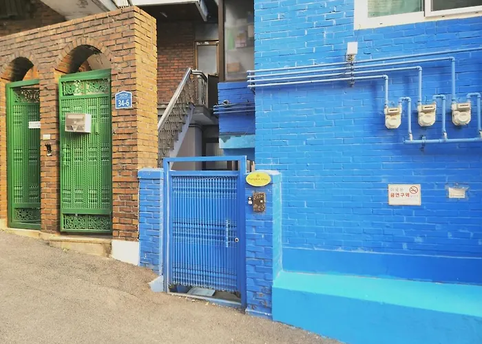 Pumpkin 2br House 5 Min From Metro Isu 서울특별시